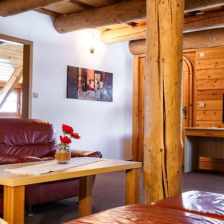 Hotel Grůň Mosty u Jablunkova Buitenkant foto