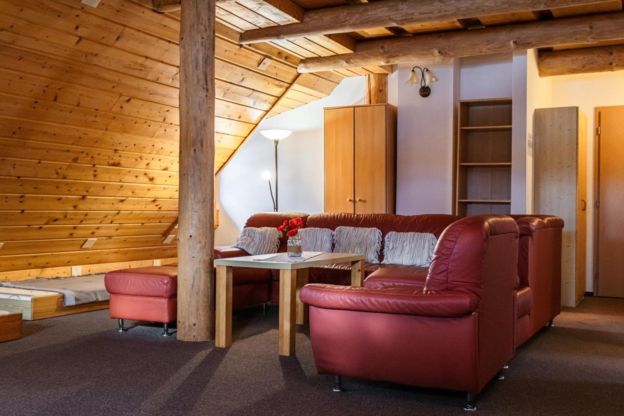Hotel Grůň Mosty u Jablunkova Buitenkant foto